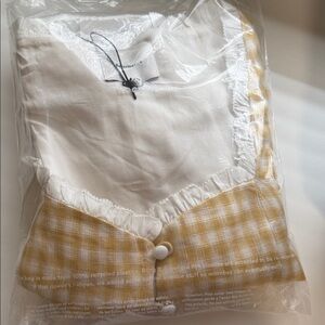 Reformation Rosemary Linen Top Yellow - Size 2